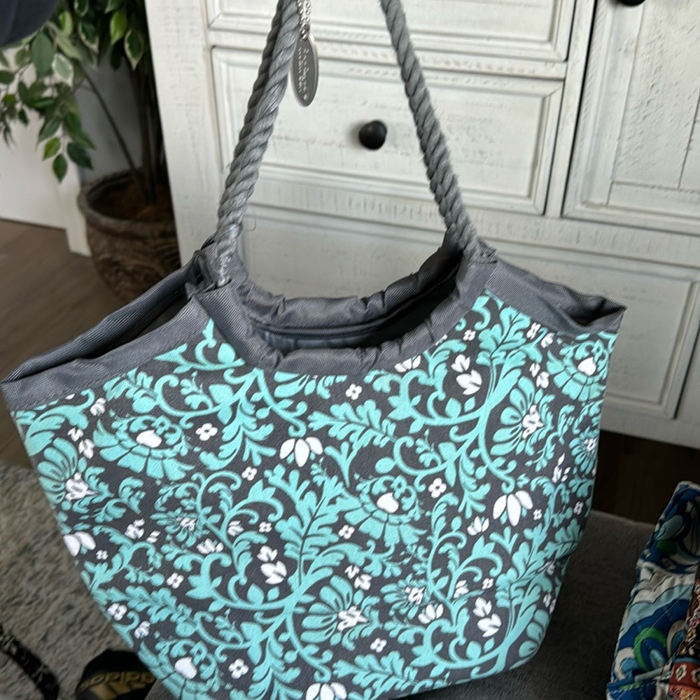 Large style lunch bag